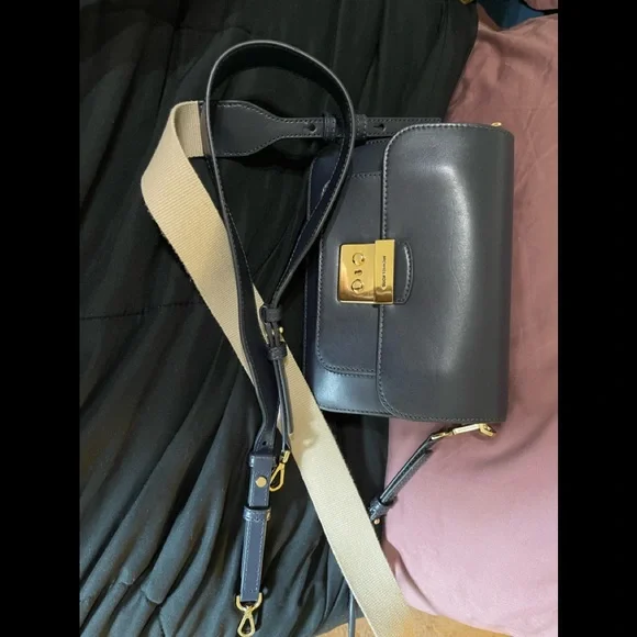 Michael Kors Purse - Picture 9 of 9